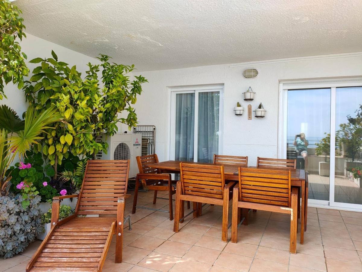 Piso En La Primera Linea Del Mar Con 2 Apartment *